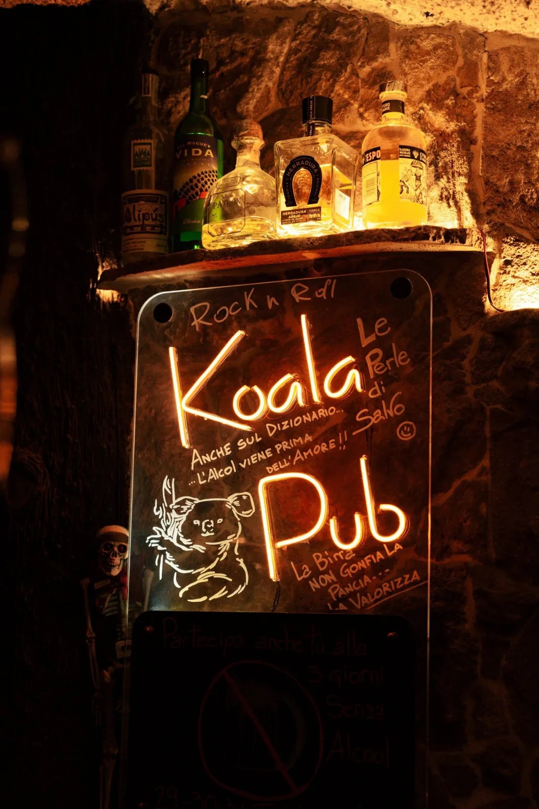 Insegna al neon del Koala Pub